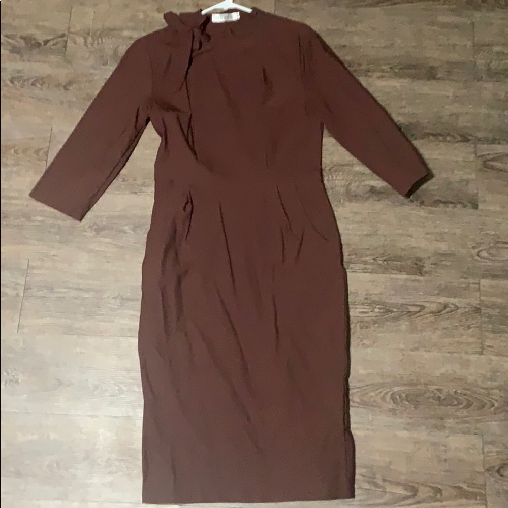 Brown fitted dress